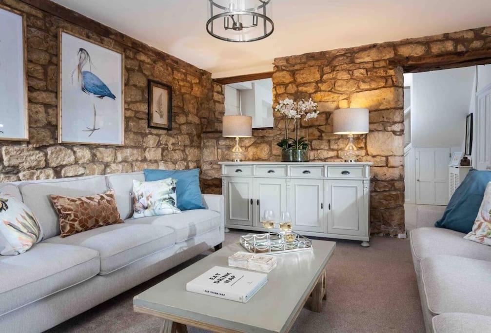 A Beautiful Cotswolds Cottage In Stroud Stroud  Luaran gambar